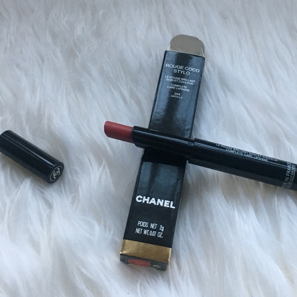 Chanel Lipstick Rouge #214 Article